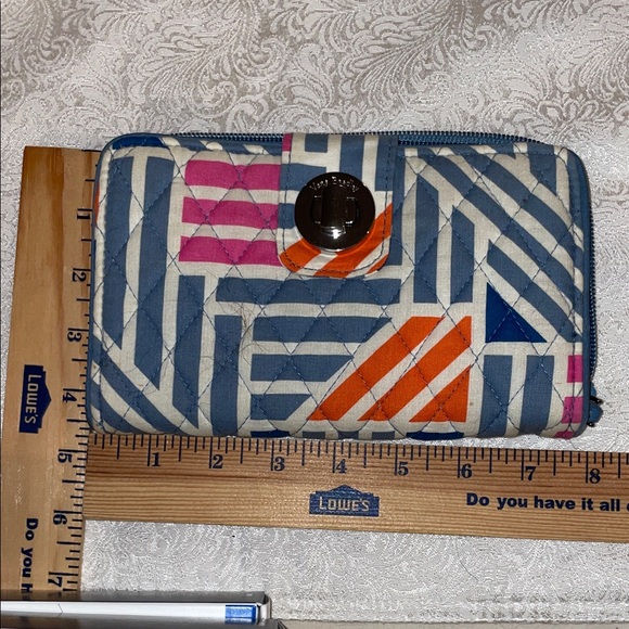 Colorful Geometric Pattern Wallet - Picture 3 of 17